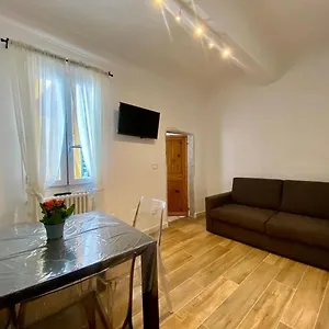 Flat In Centro Storico La Casa Di Luna Apartment